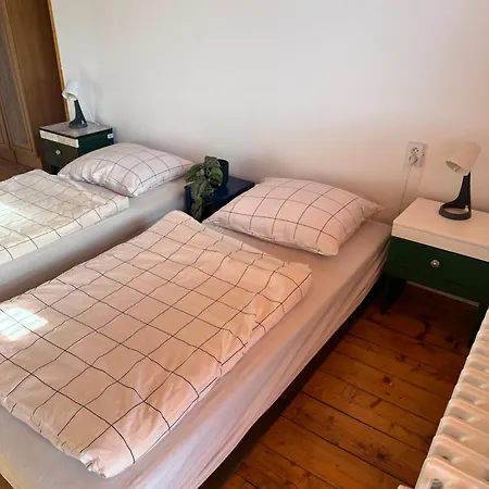 Cosy Mountain By The Pond Penzion *