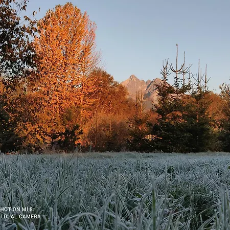 Cosy Mountain By The Pond Penzion