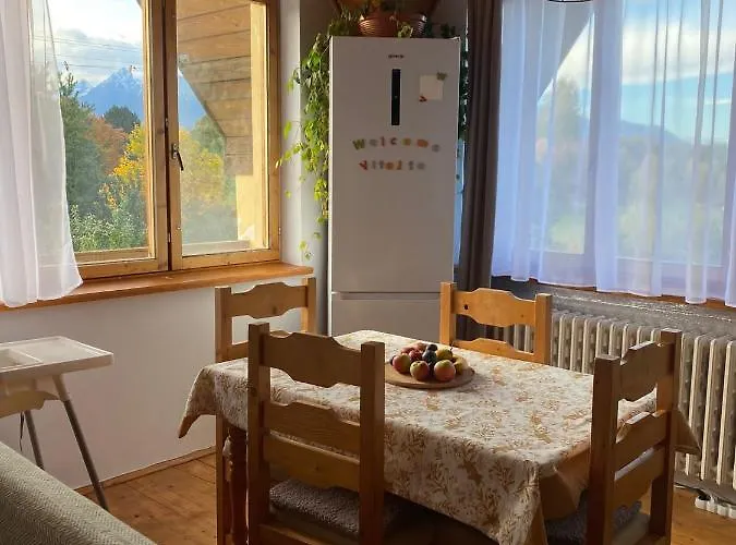 Cosy Mountain By The Pond Pensionat Vel'ka Lomnica