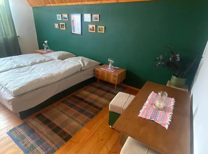 Pensionat Cosy Mountain By The Pond Vel'ka Lomnica